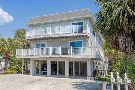 115 Canal Ave #2 Indian Rocks Beach, FL 33785
