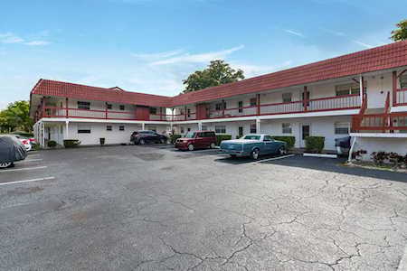 3250 NW 85th Avenue #17 Coral Springs, FL 33065