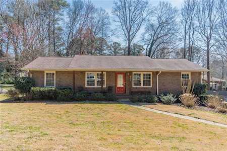 671 Smithstone Rd SE Marietta, GA 30067