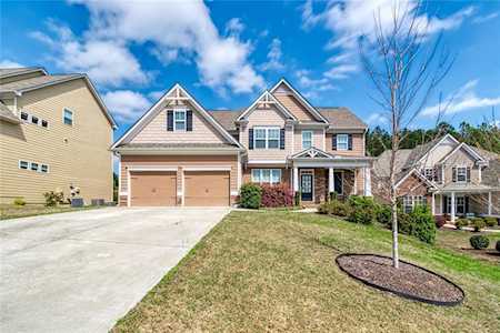 121 Sugar Mist Dr Dallas, GA 30132