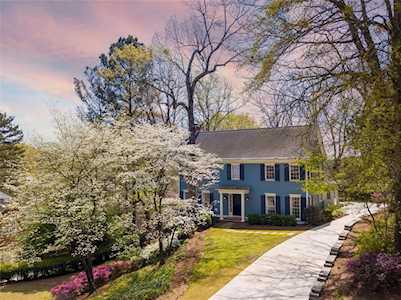2928 Vinings Forest Way SE Atlanta, GA 30339