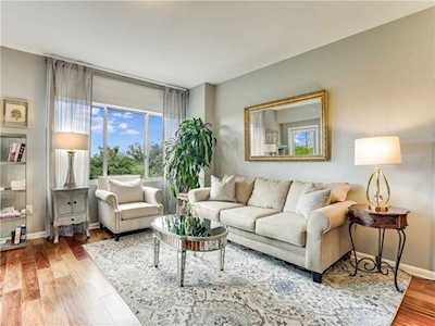 54 Rainey ST #510 Austin, TX 78701
