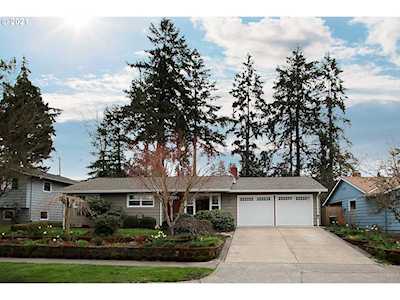 12740 SW Foothill Dr Portland, OR 97225