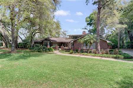 208 N Sweetwater Cove Blvd Longwood, FL 32779