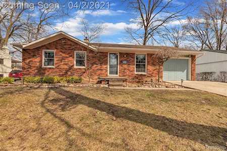 608 Lyon Blvd South Lyon, MI 48178