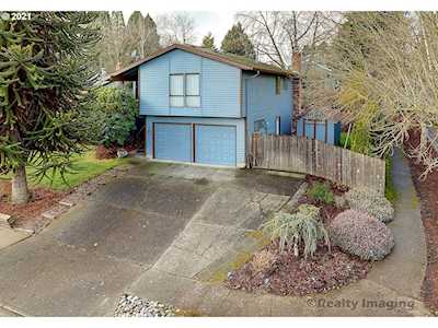 8385 SW Connemara Pl Beaverton, OR 97008