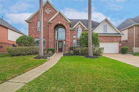 16047 Snowny Hills Dr Cypress, TX 77429