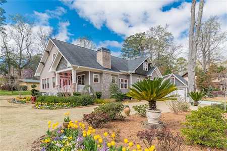 1161 Hess Dr Avondale Estates, GA 30002