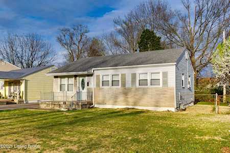 4203 E Saint Charles Ln Louisville, KY 40218