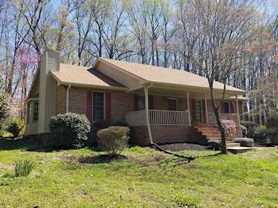 941 Ridgewood Dr Clarksville, TN 37043