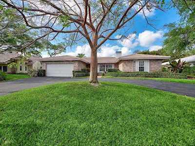 2930 NW 87th Terrace Coral Springs, FL 33065