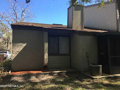 8300 Plaza Gate Ln Jacksonville, FL 32217