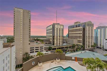 9066 SW 73rd Ct #1001 Pinecrest, FL 33156