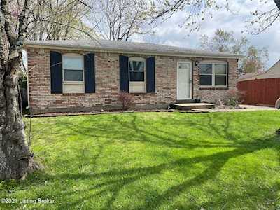 9722 Scarborough Ave Louisville, KY 40272