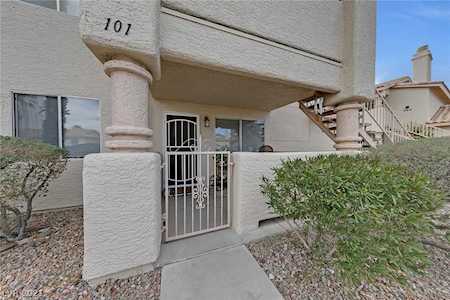 953 Falconhead Ln #101 Las Vegas, NV 89128