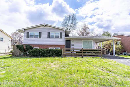 9508 Garden Dr Louisville, KY 40299