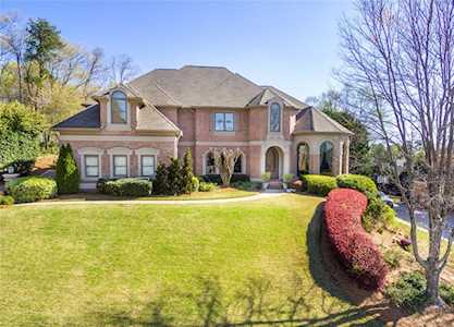 745 Pine Leaf Ct Johns Creek, GA 30022