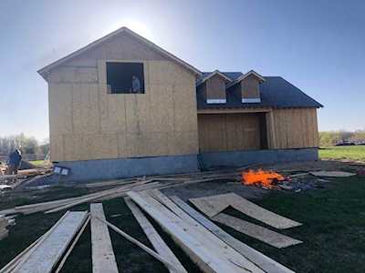 1042 New Deal Potts Rd Portland, TN 37148