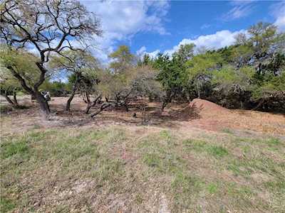 237 Lippizzan LN Driftwood, TX 78619