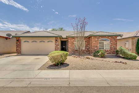 2915 W Sunland Avenue Phoenix, AZ 85041