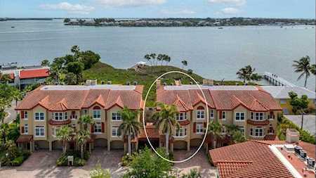 307 17th St #307 Bradenton Beach, FL 34217
