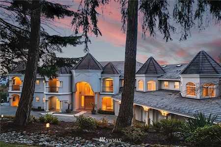 17316 SE 60th St Bellevue, WA 98006