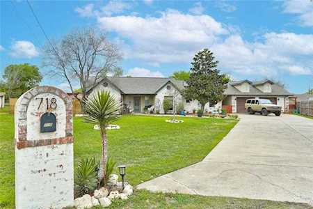 718 Morning Dove CV Manchaca, TX 78652
