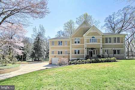 1113 Swinks Mill Rd Mclean, VA 22102