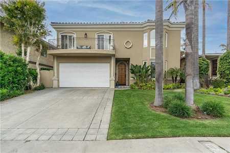 1115 Steinhart Avenue Redondo Beach, CA 90278