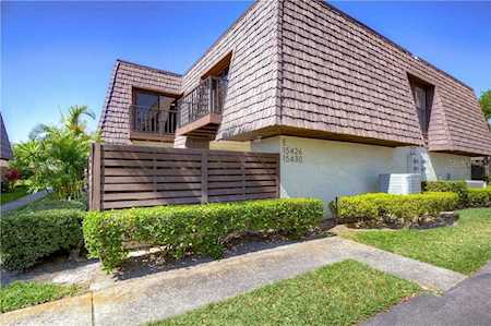 15426 E Pond Woods Dr #15426 Tampa, FL 33618