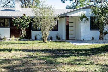 2425 Ringling Blvd Sarasota, FL 34237