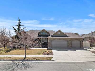 2907 W Sanborn Dr Riverton, UT 84065