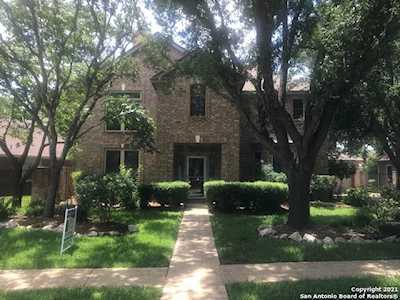 2210 Blackoak Bend San Antonio, TX 78248