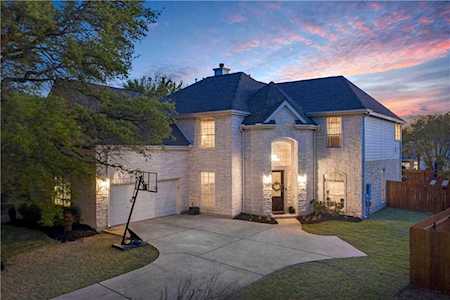 1002 Capilano CV Round Rock, TX 78664