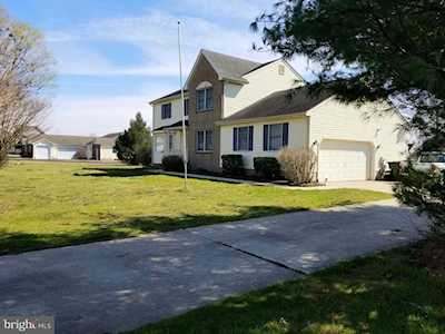 878 Ponderosa Dr Magnolia, DE 19962