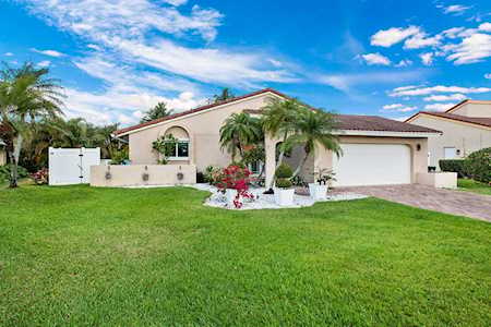 7031 NW 3rd Avenue Boca Raton, FL 33487