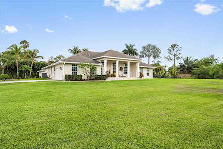 4246 Calamondin Boulevard Loxahatchee, FL 33470