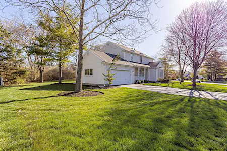 1328 Le Anne Marie Circle Columbus, OH 43235