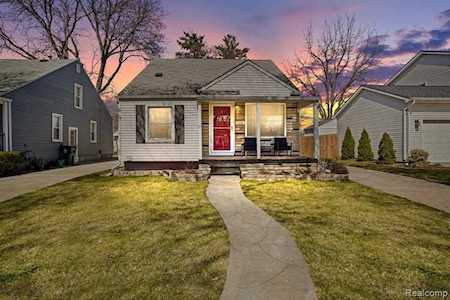 1809 E Lincoln Ave Royal Oak, MI 48067