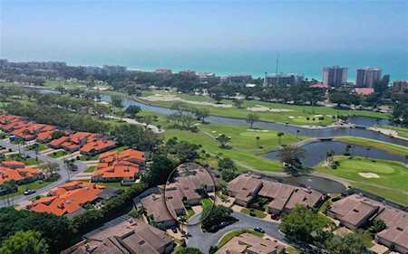 2311 Harbour Oaks Dr Longboat Key, FL 34228