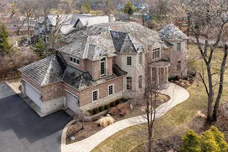 1749 E Ridgewood Ln Glenview, IL 60025