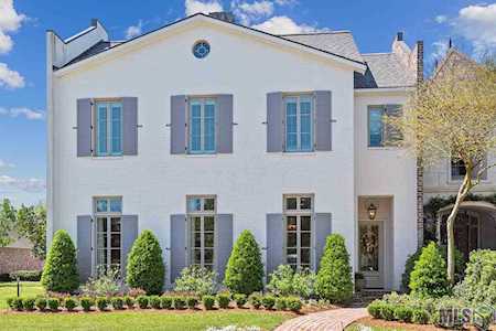 2608 Bocage Lake Dr Baton Rouge, LA 70809
