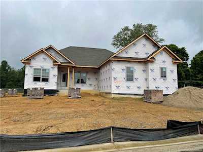 3018 Masters (Lot #11) Dr Floyds Knobs, IN 47119