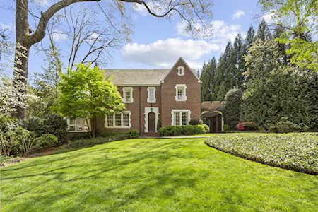 244 Peachtree Battle Ave Atlanta, GA 30305