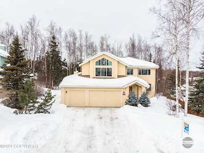 8756 Inyo Circle Eagle River, AK 99577