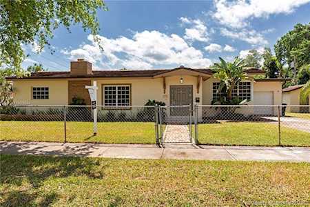 6200 SW 37th St Miami, FL 33155