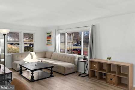 12116 Valleywood Dr Silver Spring, MD 20902