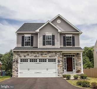 218 Carroll Rd Pasadena, MD 21122