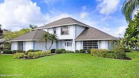 650 Rossmoor Circle Melbourne, FL 32940