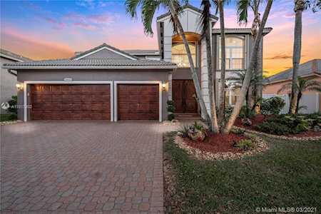 13832 NW 16th St Pembroke Pines, FL 33028